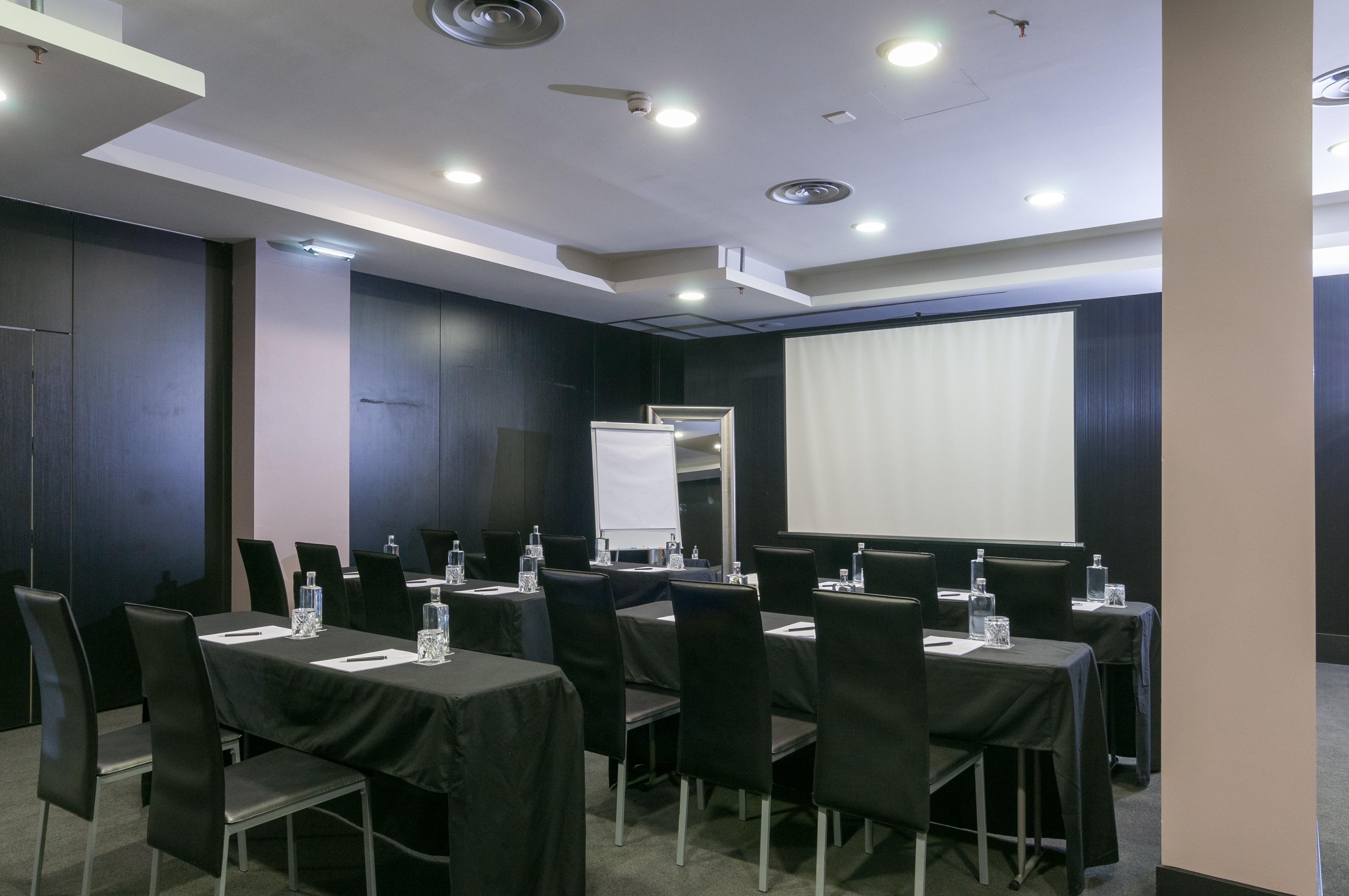 138 Liberdade Hotel ลิสบอน ภายนอก รูปภาพ Meeting room