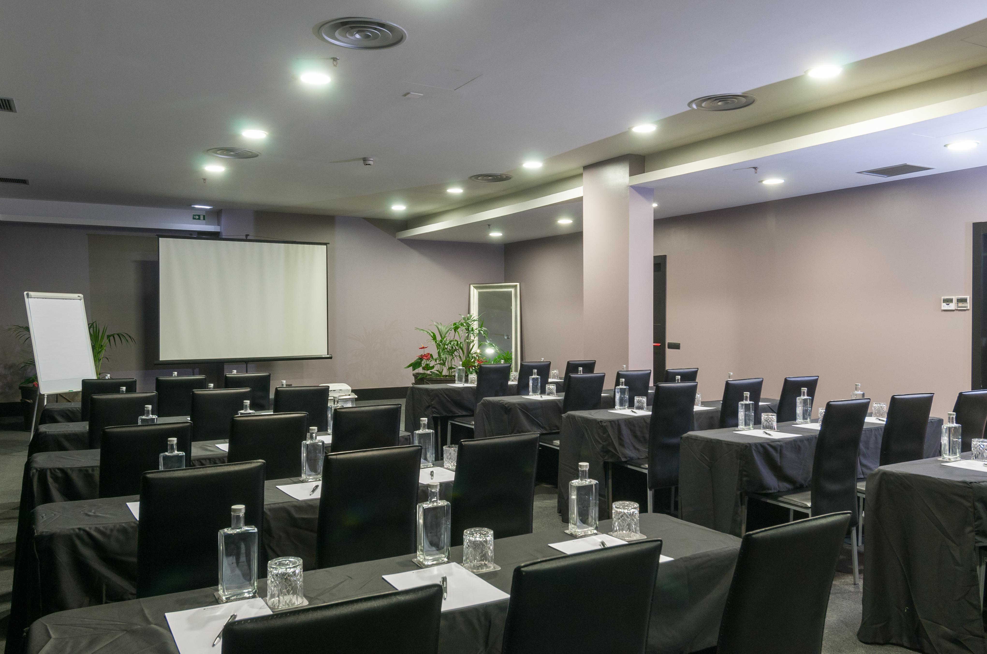 138 Liberdade Hotel ลิสบอน ภายนอก รูปภาพ Meeting room