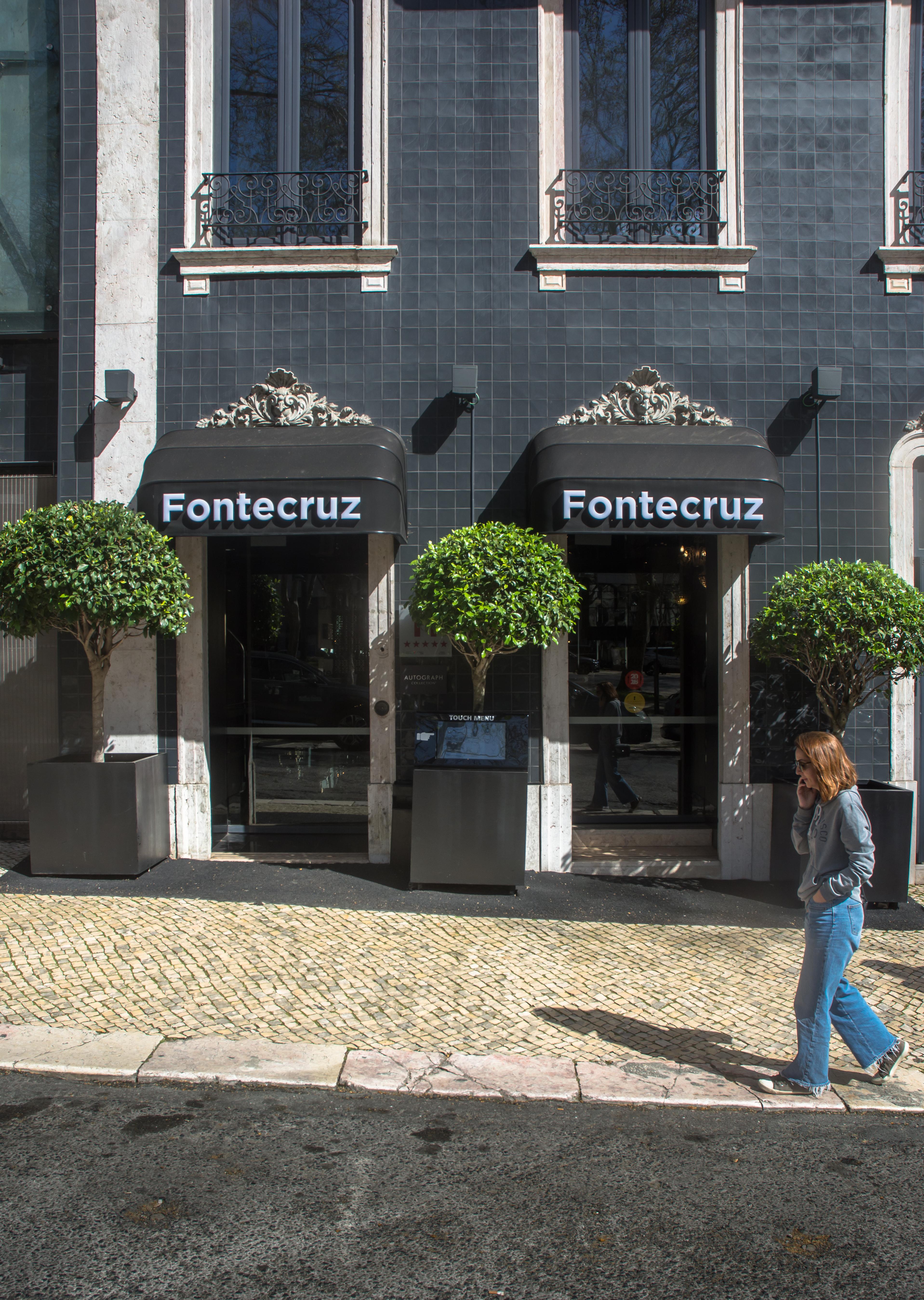 138 Liberdade Hotel ลิสบอน ภายนอก รูปภาพ A Fontecruz campus in Lisbon